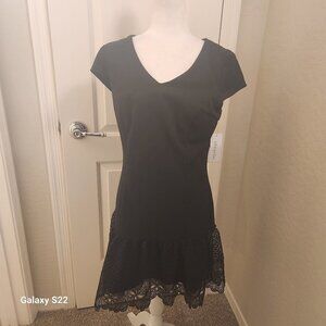 Julia Jordan Black occasion Dress. NWT. Size 10